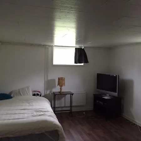 度假居 Lingonberry *